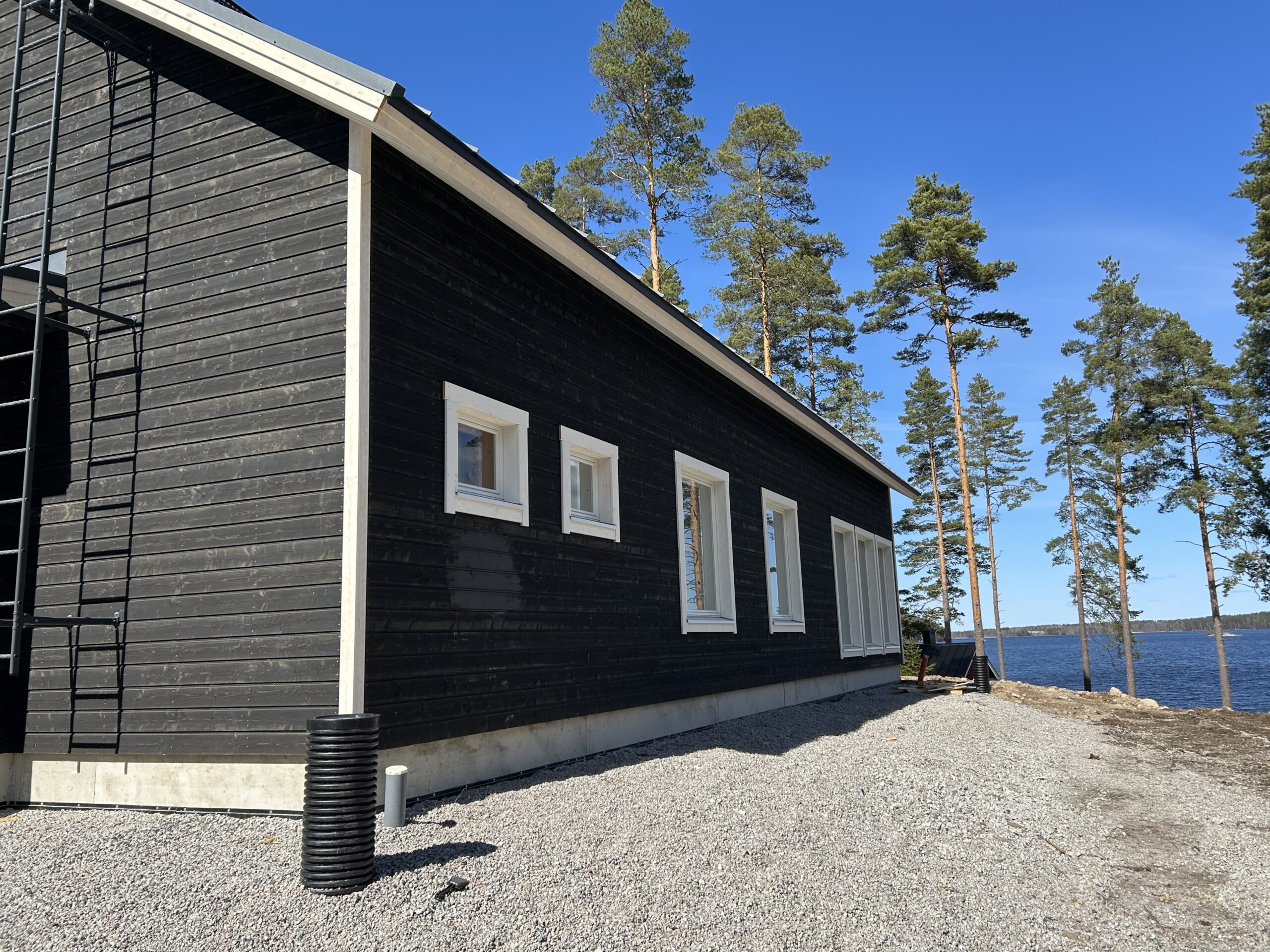 Rakennus Rossi referenssi_Kesämökki Heinola